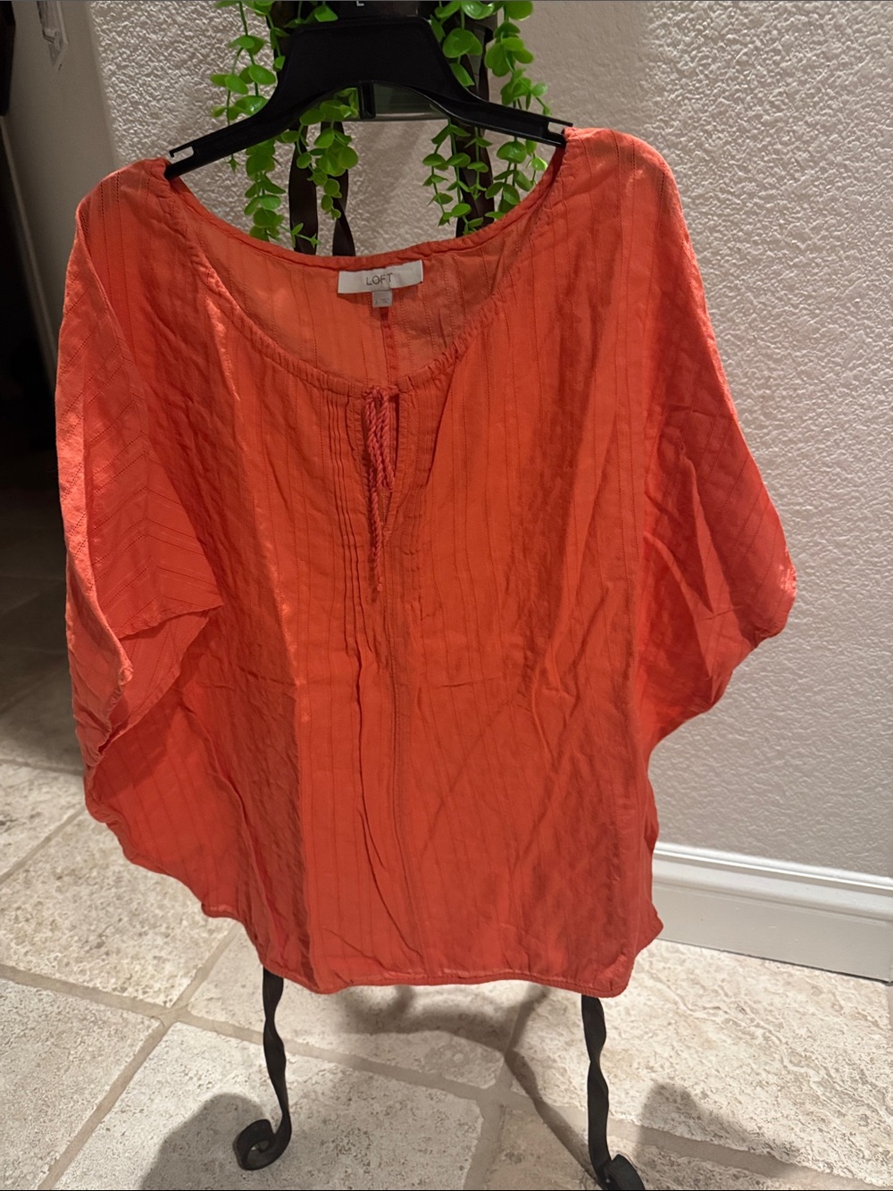 LOFT Women’s Orange Pintuck Peasant Top Large